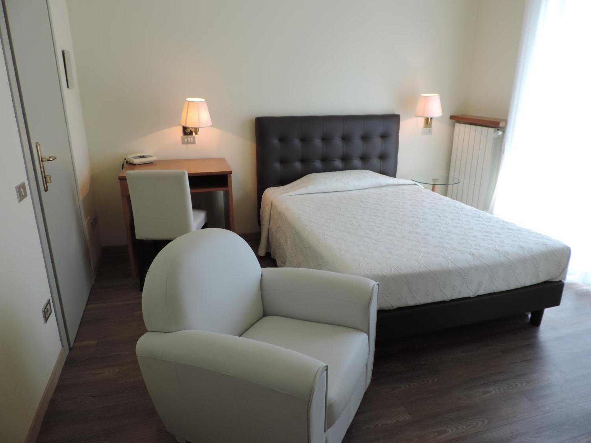 Hotel Gama Melzo Pokój zdjęcie